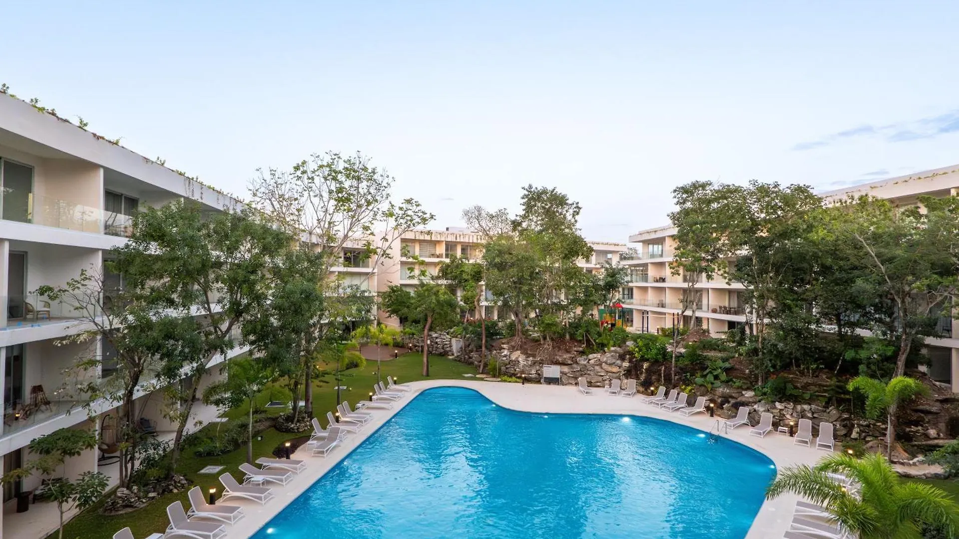Serene Escape Tl A214 Playa del Carmen 0*,