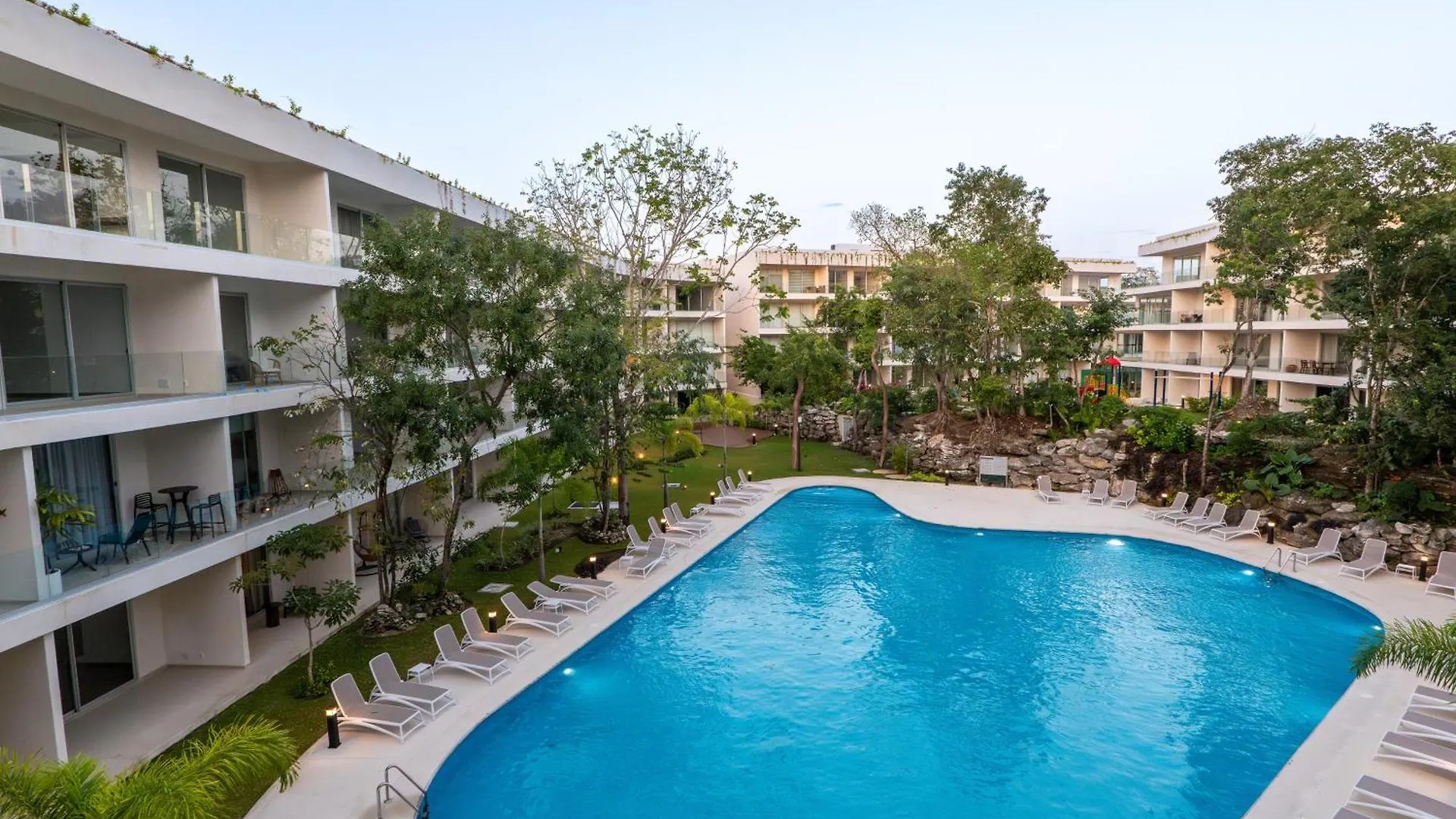 Serene Escape Tl A214 Playa del Carmen 0*,
